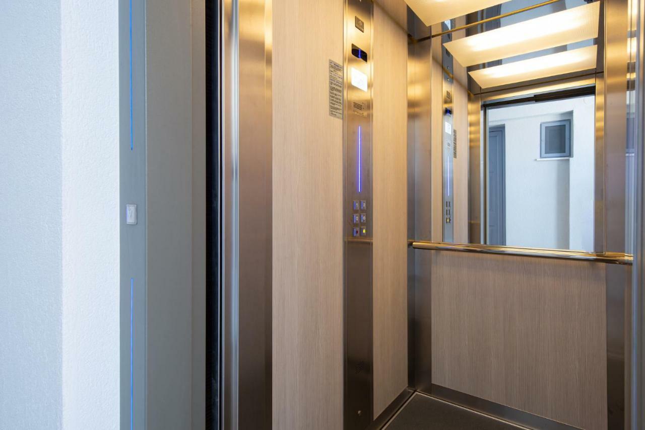 Privilege Luxury Living Sarti Exterior photo